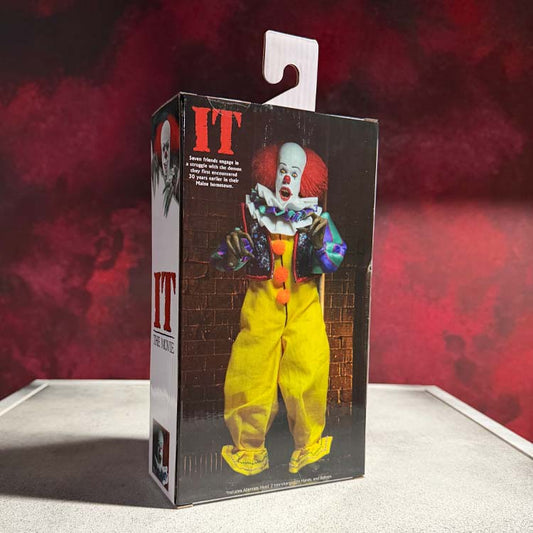 IT (1990) – Pennywise | 8” Clothed Action Figure NECA - Action Figures Image 2 | Terror 29