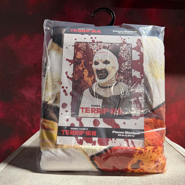 Terrifier – Art the Clown Blood Splatter Fleece Blanket