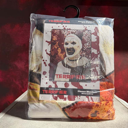 Terrifier – Art the Clown Blood Splatter Fleece Blanket