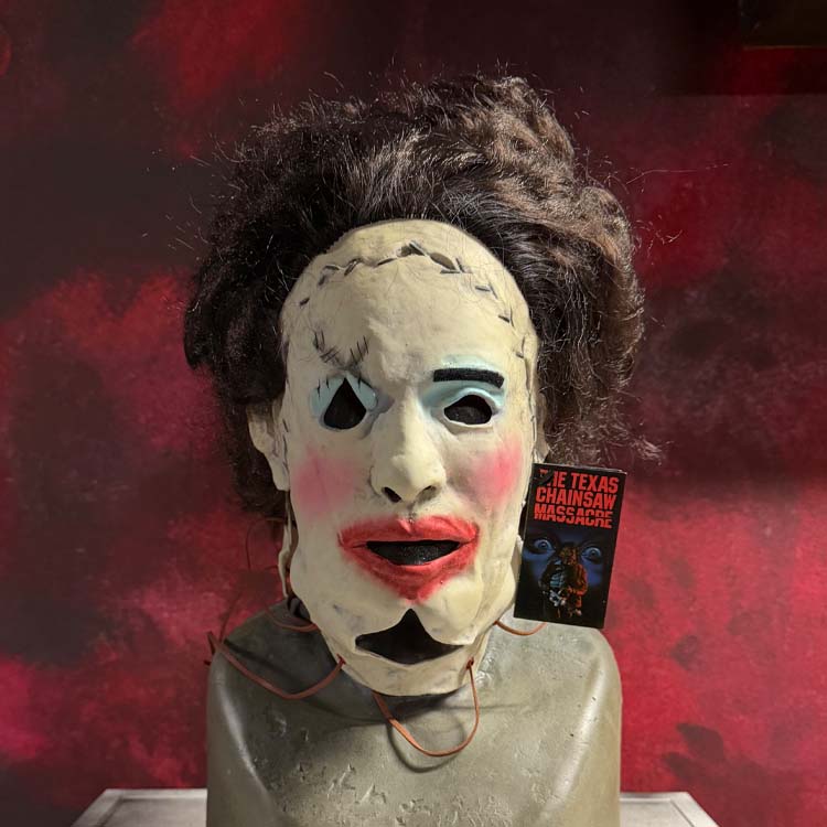 Texas Chainsaw Massacre Pretty Woman Latex Mask trick or treat studios