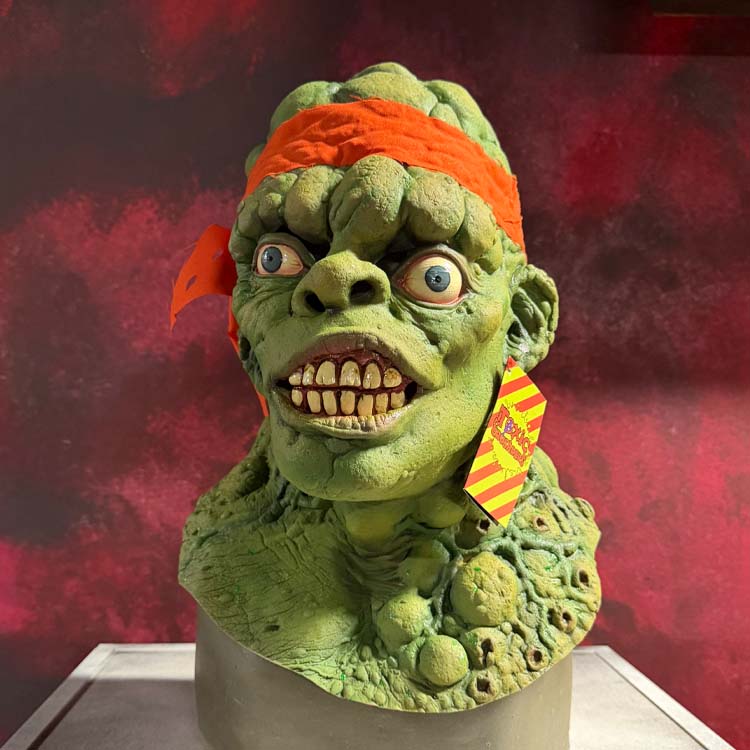 The Toxic Crusader – Toxie Mask