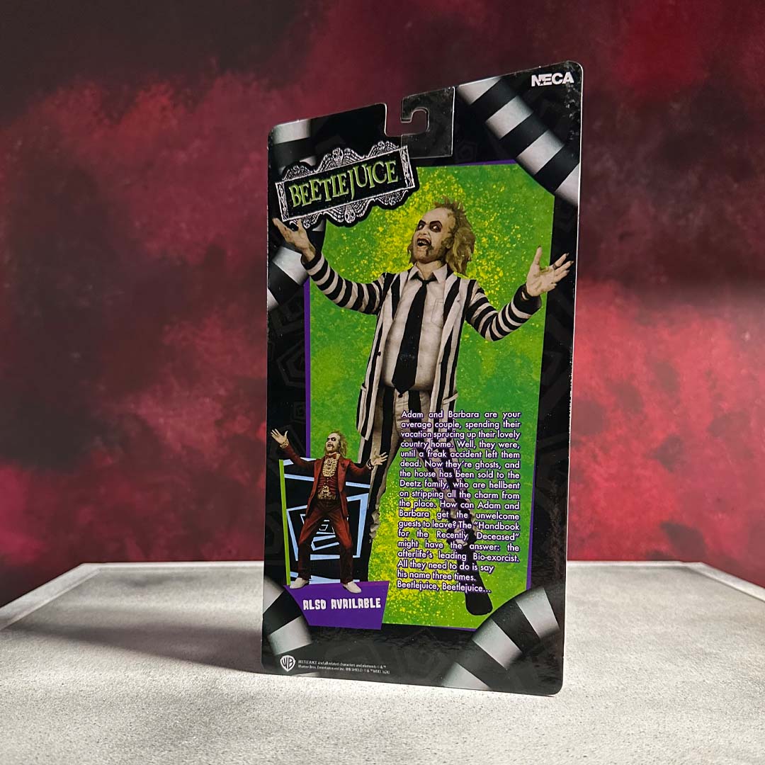 NECA Cult Classics - Statuetta Beetlejuice 17,5 Cm, Con Accessori E Manuale Per I Recentemente Deceduti
