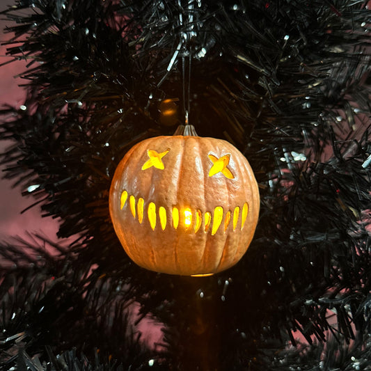 Sam O' Lantern Trick r Treat - Holiday Horrors Ornament